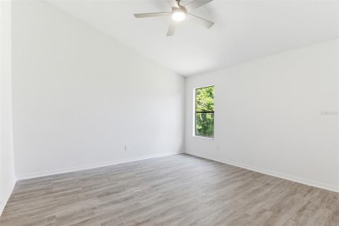 Villa ou maison à vendre à New Smyrna Beach, Floride: 3 chambres, 124.86 m2 № 2157826 - photo 21