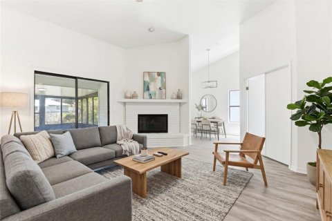 Villa ou maison à vendre à New Smyrna Beach, Floride: 3 chambres, 124.86 m2 № 2157826 - photo 6