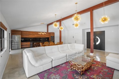 Villa ou maison à vendre à Miami, Floride: 3 chambres, 155.52 m2 № 1973641 - photo 29