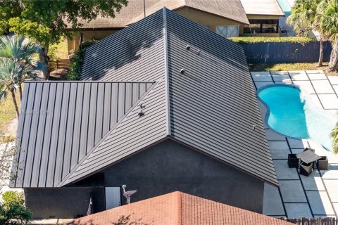 Villa ou maison à vendre à Miami, Floride: 3 chambres, 155.52 m2 № 1973641 - photo 5