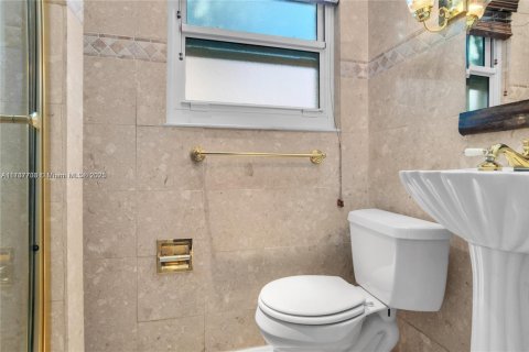 House in Dania Beach, Florida 3 bedrooms, 202.53 sq.m. № 1764501 - photo 7