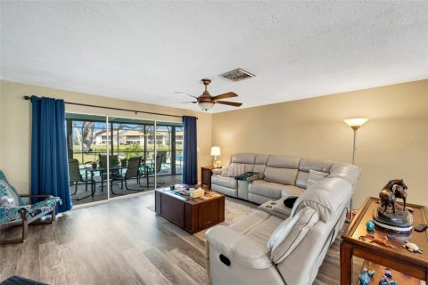 Villa ou maison à vendre à Venice, Floride: 3 chambres, 193.79 m2 № 1560590 - photo 14