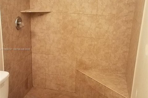 Touwnhouse à louer à North Lauderdale, Floride: 2 chambres, 93.65 m2 № 1986567 - photo 21