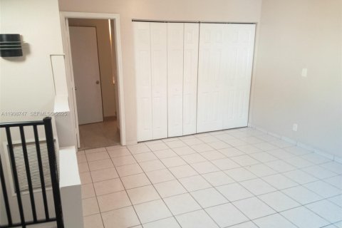 Touwnhouse à louer à North Lauderdale, Floride: 2 chambres, 93.65 m2 № 1986567 - photo 4