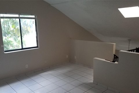 Touwnhouse à louer à North Lauderdale, Floride: 2 chambres, 93.65 m2 № 1986567 - photo 23