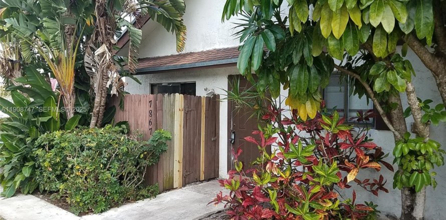 Touwnhouse à North Lauderdale, Floride 2 chambres, 93.65 m2 № 1986567