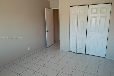 Touwnhouse à louer à North Lauderdale, Floride: 2 chambres, 93.65 m2 № 1986567 - photo 11