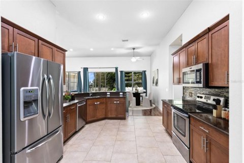 Casa en venta en Oviedo, Florida, 5 dormitorios, 278.8 m2 № 1917574 - foto 6