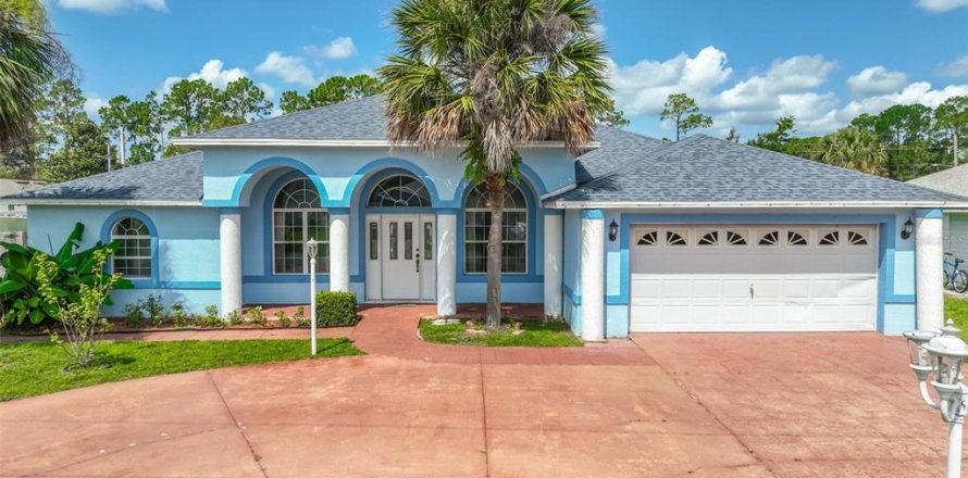 House in Palm Coast, Florida 4 bedrooms, 228.17 sq.m. № 2236551