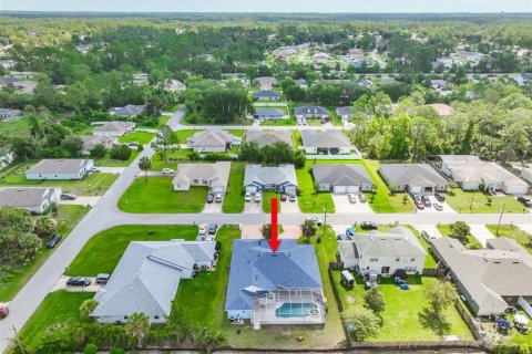 House in Palm Coast, Florida 4 bedrooms, 228.17 sq.m. № 2236551 - photo 14