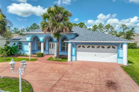 House in Palm Coast, Florida 4 bedrooms, 228.17 sq.m. № 2236551 - photo 6