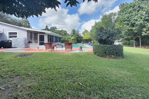 Villa ou maison à louer à Miami, Floride: 3 chambres, 148.55 m2 № 1965609 - photo 28