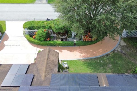 Villa ou maison à louer à Miami, Floride: 3 chambres, 148.55 m2 № 1965609 - photo 9