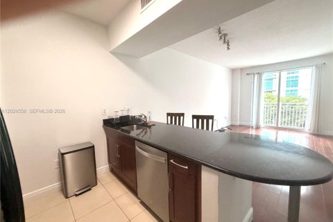Copropriété à louer à Miami, Floride: 1 chambre, 64.29 m2 № 2178977 - photo 3