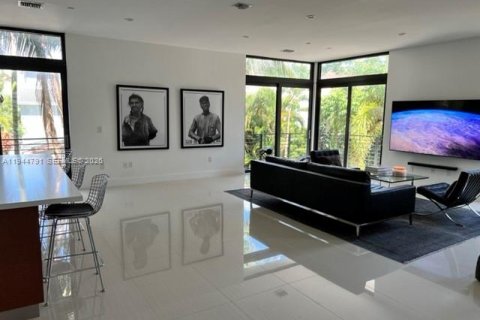 Touwnhouse à louer à Fort Lauderdale, Floride: 3 chambres, 186.73 m2 № 2001392 - photo 15