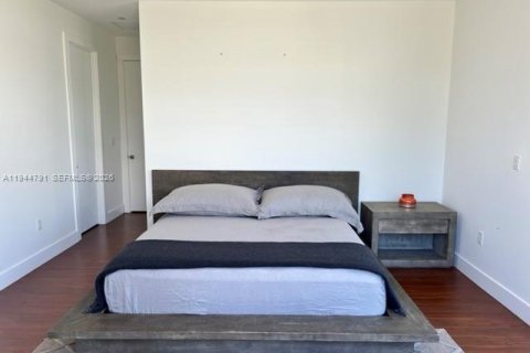 Touwnhouse à louer à Fort Lauderdale, Floride: 3 chambres, 186.73 m2 № 2001392 - photo 24