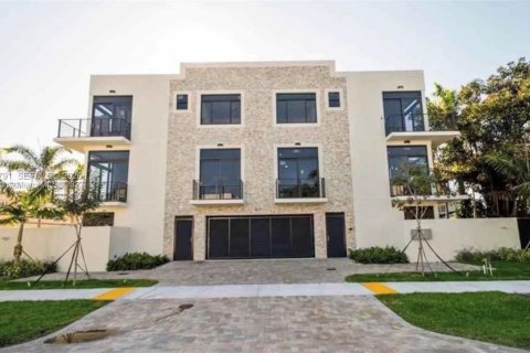 Touwnhouse à Fort Lauderdale, Floride 3 chambres, 186.73 m2 № 2001392