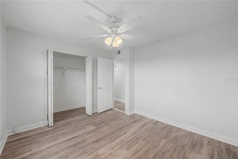 Condo in Clearwater, Florida, 3 bedrooms  № 2196443 - photo 28