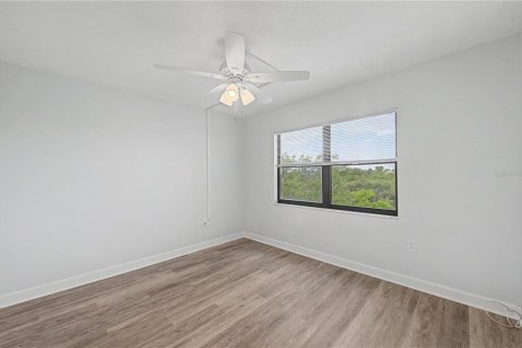 Condo in Clearwater, Florida, 3 bedrooms  № 2196443 - photo 29