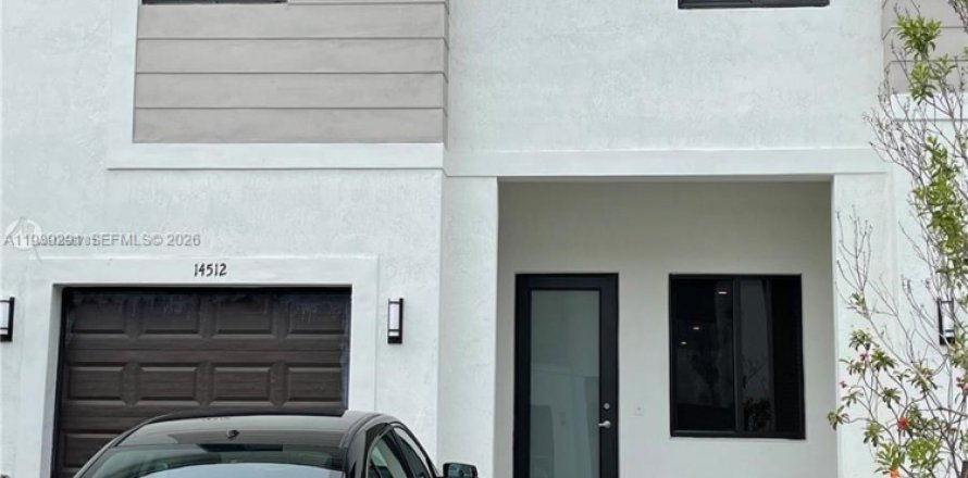 Touwnhouse à Miami, Floride 4 chambres, 205.13 m2 № 1996575