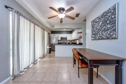 Casa en venta en Brandon, Florida, 3 dormitorios, 126.9 m2 № 1914133 - foto 7