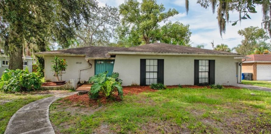 Casa en Brandon, Florida 3 dormitorios, 126.9 m2 № 1914133