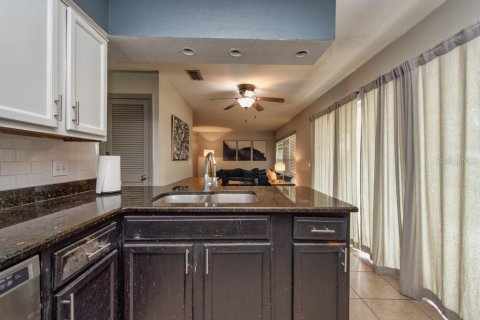 Casa en venta en Brandon, Florida, 3 dormitorios, 126.9 m2 № 1914133 - foto 11