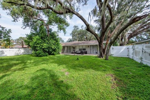 Casa en venta en Brandon, Florida, 3 dormitorios, 126.9 m2 № 1914133 - foto 2