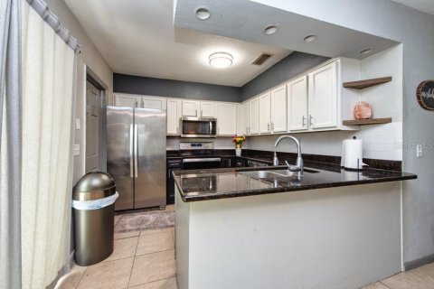 Casa en venta en Brandon, Florida, 3 dormitorios, 126.9 m2 № 1914133 - foto 8