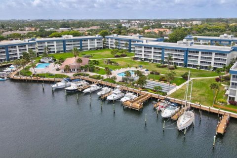 Condominio en alquiler en Delray Beach, Florida, 2 dormitorios, 109.16 m2 № 2181051 - foto 3
