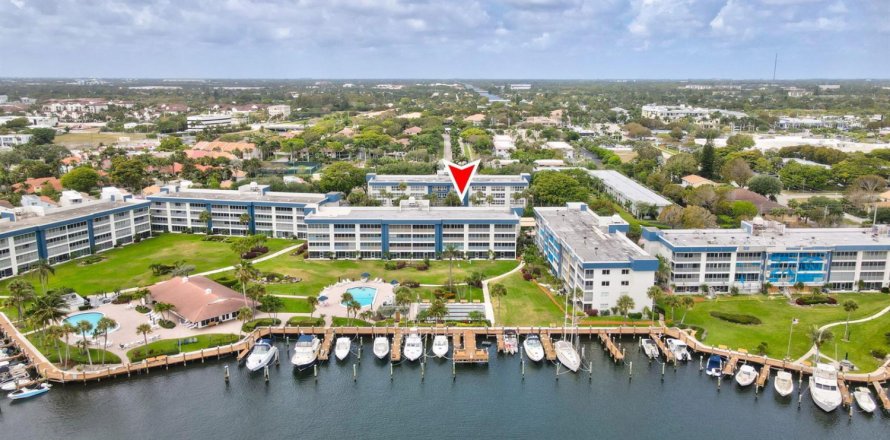 Condominio en Delray Beach, Florida, 2 dormitorios  № 2181051
