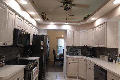 Villa ou maison à vendre à Beverly Hills, Floride: 3 chambres, 179.02 m2 № 1750147 - photo 8
