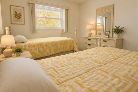 Condo in Delray Beach, Florida, 2 bedrooms № 2185466 - photo 13