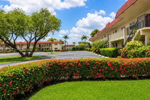 Condo in Delray Beach, Florida, 2 bedrooms № 2185466 - photo 24