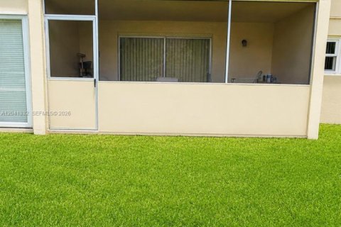 Condo in Delray Beach, Florida, 2 bedrooms № 2185466 - photo 27