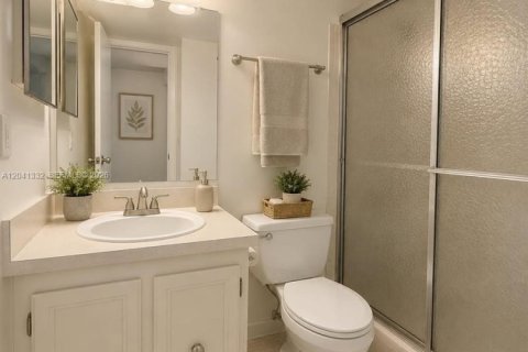 Condo in Delray Beach, Florida, 2 bedrooms № 2185466 - photo 15