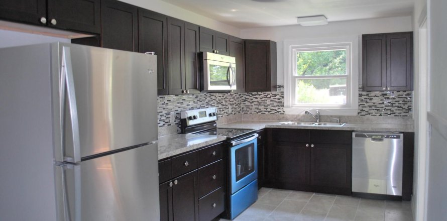 House in LAKESHORE in Winter Garden, Florida 3 bedrooms, 122.54 sq.m. № 870750