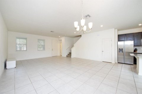 Townhouse in Windermere, Florida 3 bedrooms, 185.53 sq.m. № 1213253 - photo 21