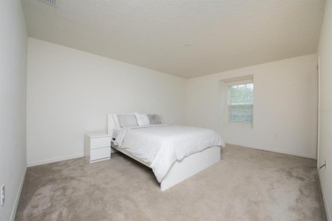Townhouse in Windermere, Florida 3 bedrooms, 185.53 sq.m. № 1213253 - photo 29
