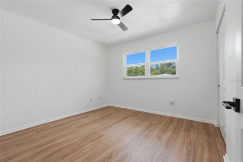 Immobilier commercial à vendre à Gainesville, Floride: 4 chambres, 167.22 m2 № 2383657 - photo 10