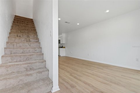 Immobilier commercial à vendre à Gainesville, Floride: 4 chambres, 167.22 m2 № 2383657 - photo 7