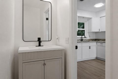 Immobilier commercial à vendre à Gainesville, Floride: 4 chambres, 167.22 m2 № 2383657 - photo 5