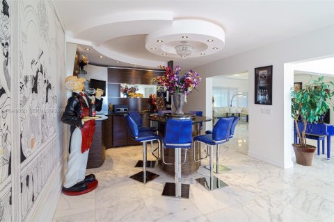 Villa ou maison à louer à Golden Beach, Floride: 4 chambres, 384.99 m2 № 2153009 - photo 24