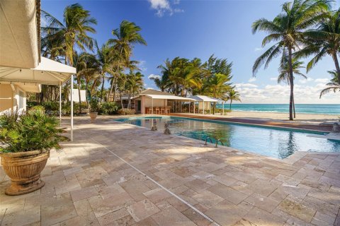 Villa ou maison à louer à Golden Beach, Floride: 4 chambres, 384.99 m2 № 2153009 - photo 9