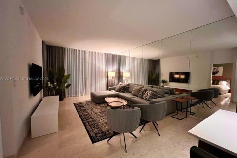 Copropriété à vendre à Miami, Floride: 1 chambre, 82.03 m2 № 2185942 - photo 11