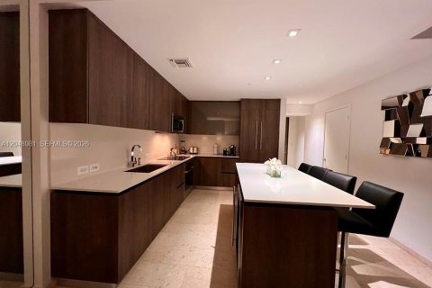 Copropriété à vendre à Miami, Floride: 1 chambre, 82.03 m2 № 2185942 - photo 2