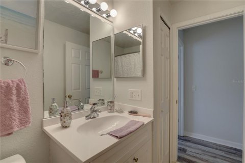 Adosado en venta en Valrico, Florida, 2 dormitorios, 144.93 m2 № 1718542 - foto 27