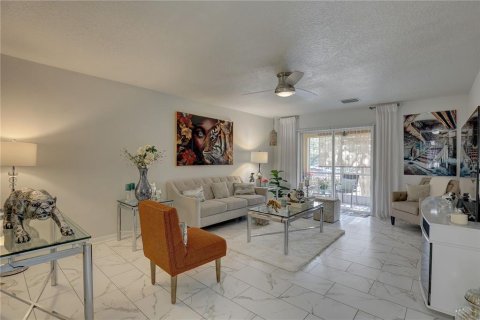Adosado en venta en Valrico, Florida, 2 dormitorios, 144.93 m2 № 1718542 - foto 15