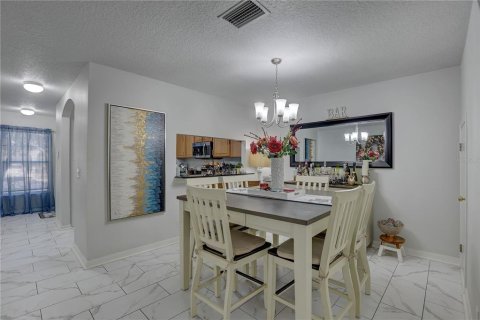 Adosado en venta en Valrico, Florida, 2 dormitorios, 144.93 m2 № 1718542 - foto 11