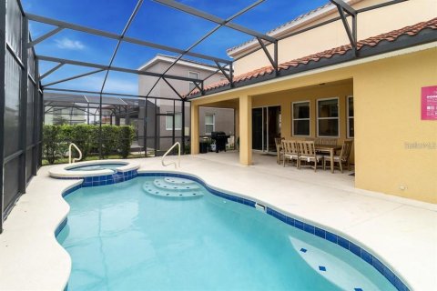 House in Davenport, Florida 6 bedrooms, 303.79 sq.m. № 1296557 - photo 4